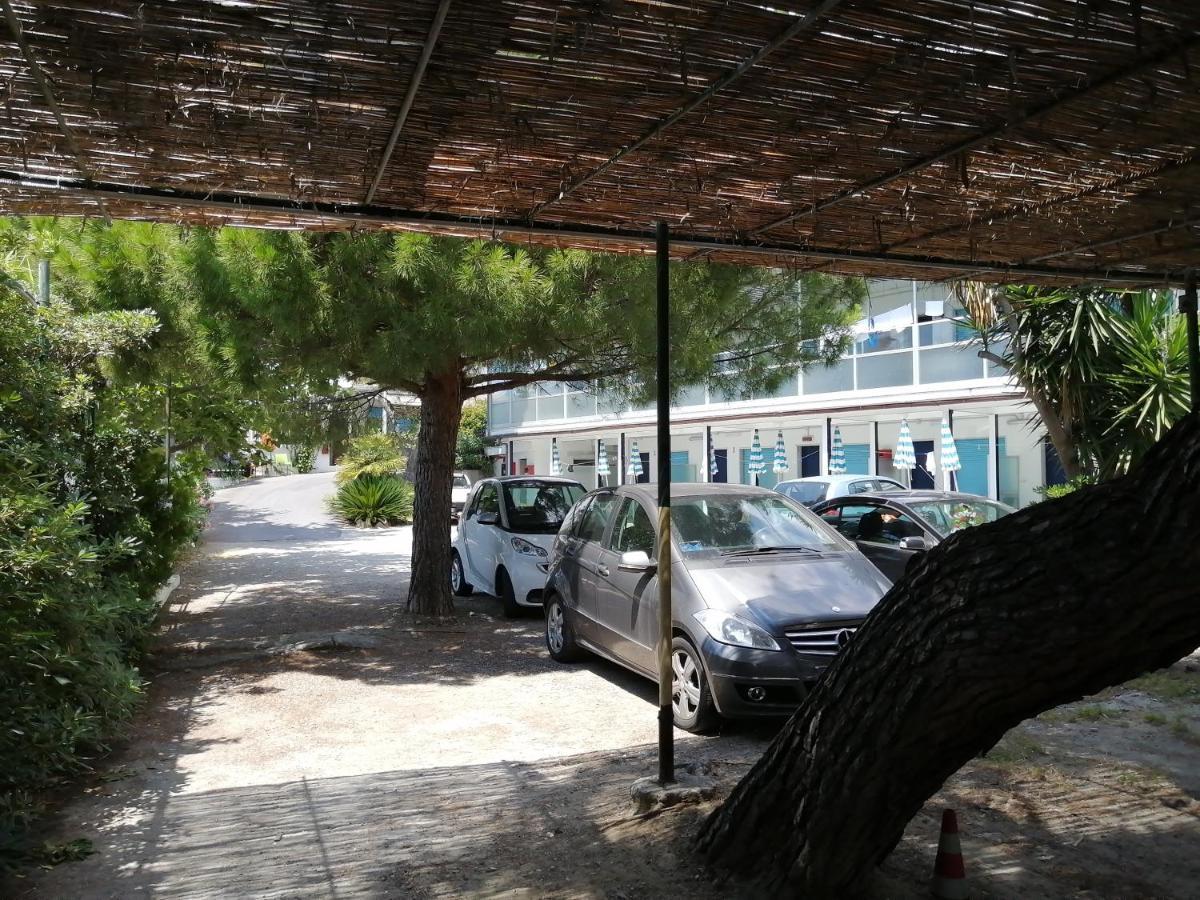 سانريمو Villaggio Turistico La Vesca المظهر الخارجي الصورة